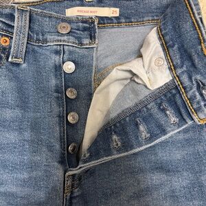 Levi’s Ribcage Boot Jeans size 25 only worn once